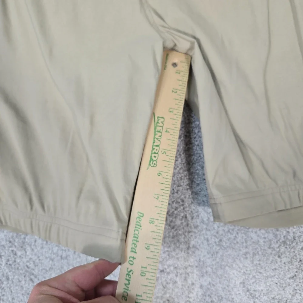 Eddie Bauer Travex‎ Shorts Men 35x10 Beige Nylon stretch Hiking